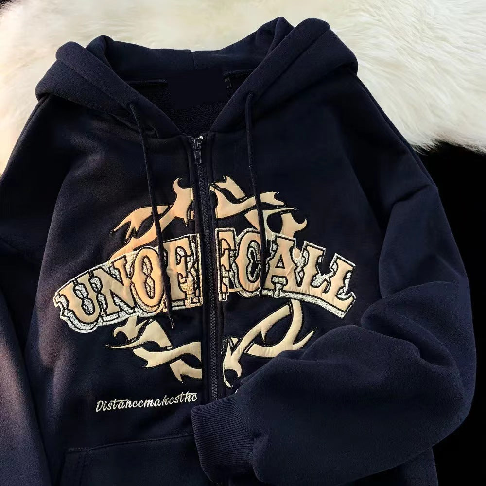 Sudadera con capucha de polar con cremallera y estampado de letras
