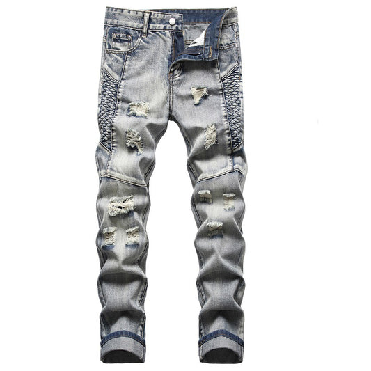 Jean de hombre con bordados especiales y rotos