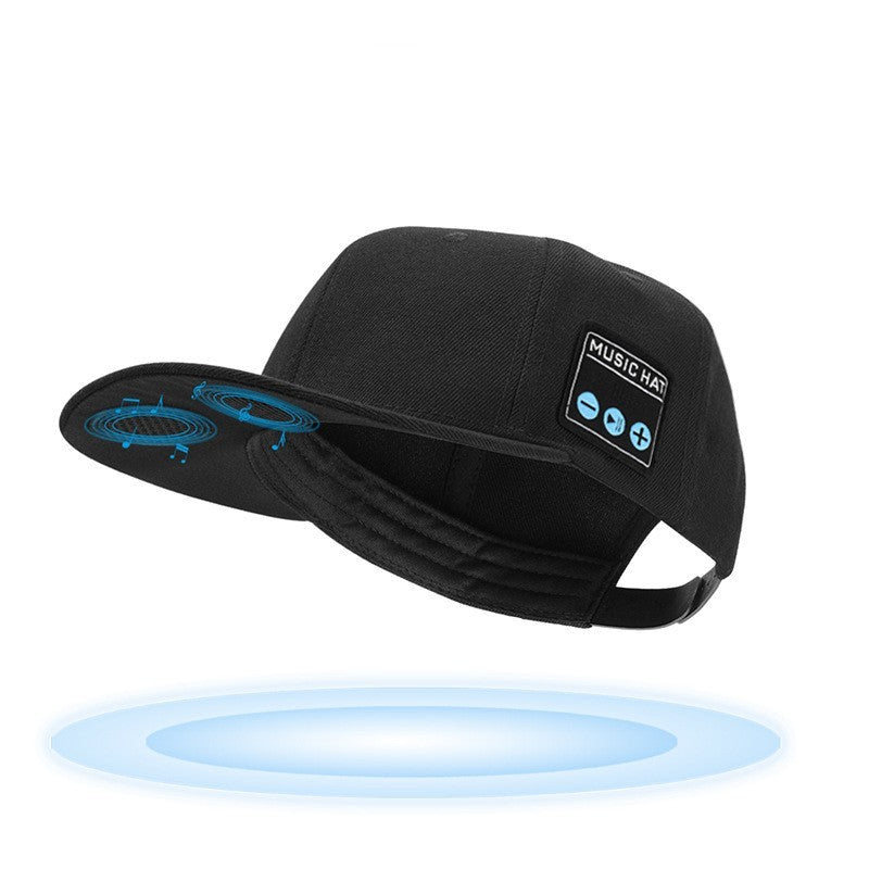 Gorra de béisbol con auriculares y música hip-hop callejera europea